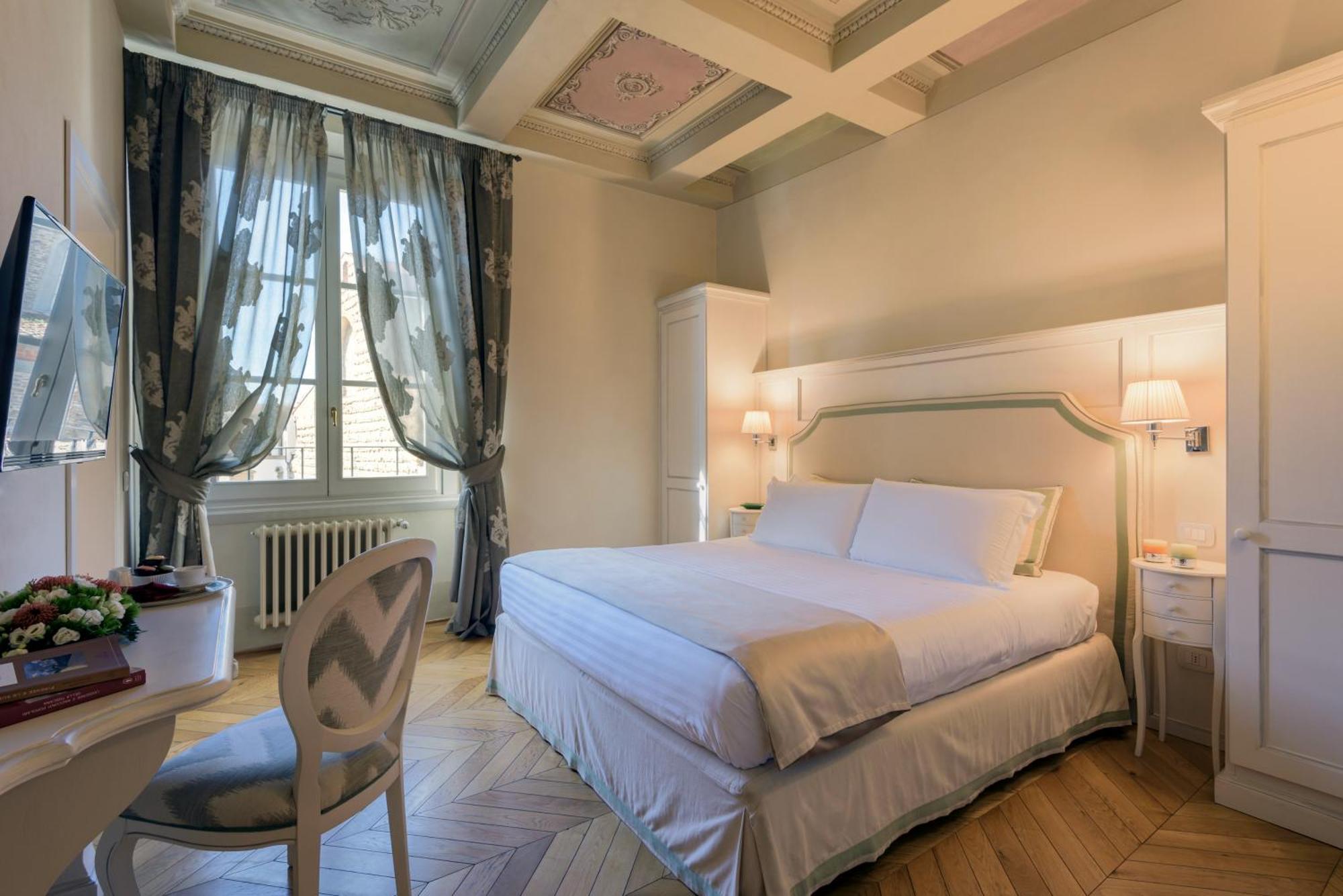 Palazzo Della Stufa Residenza D'Epoca Bed and Breakfast Firenze Eksteriør billede